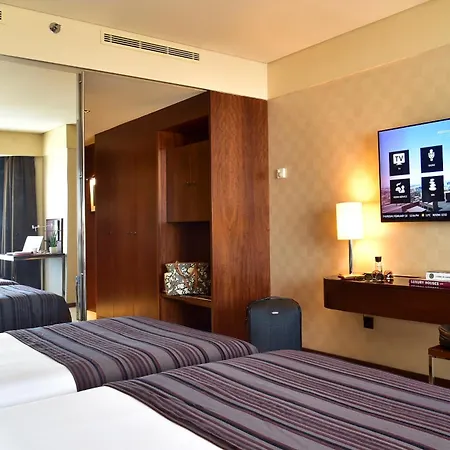 Palácio By The Editory Hotel